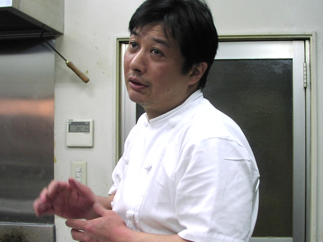 池目 研司 店長