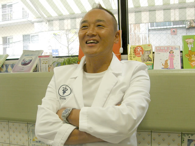 青山 隆行 院長