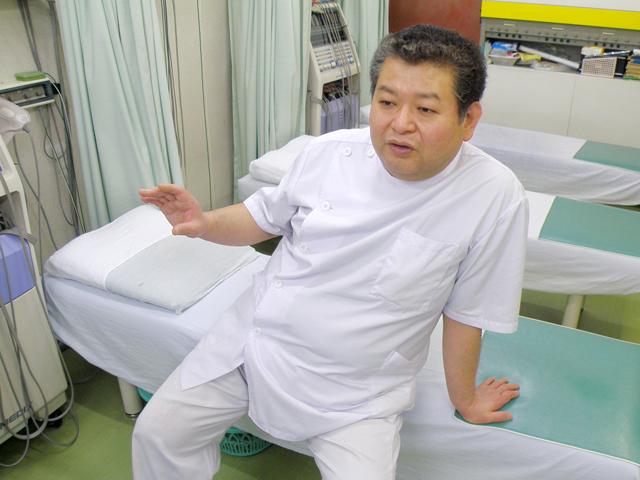 岩楯 郁男 院長