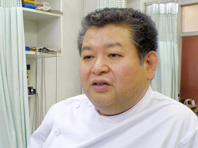 岩楯 郁男 院長