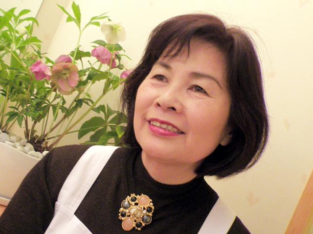 新沼 亜治子 代表