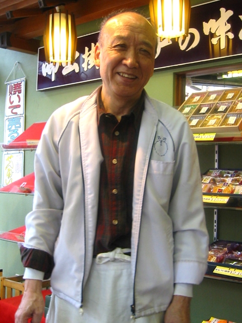 高松 和良 店長